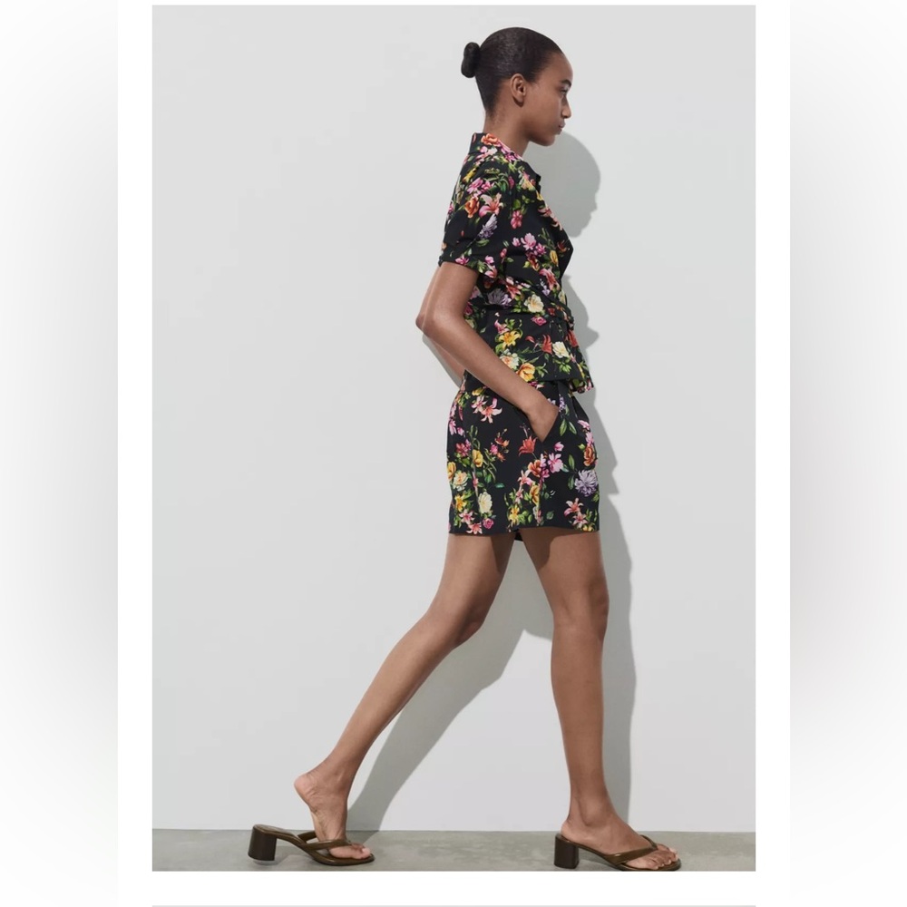 Zara floral print high waisted shorts S